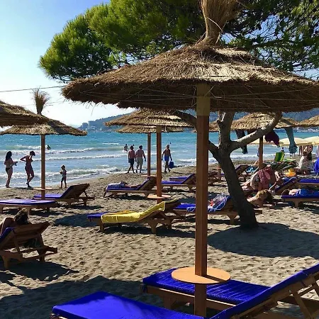 Luxury Ξενοδοχείο με διαμερίσματα Αλέσιον