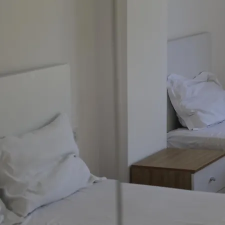 Luxury * Αλέσιον