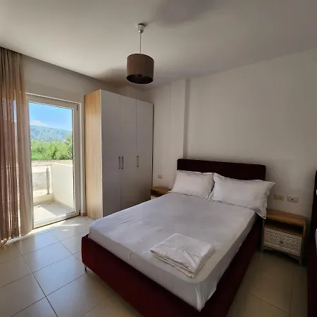 Ξενοδοχείο με διαμερίσματα Luxury Αλέσιον